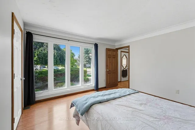 Additional image 8 of 67 Horizon Crt