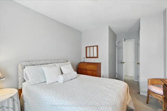 Additional image 28 of 3333 New St Unit 18