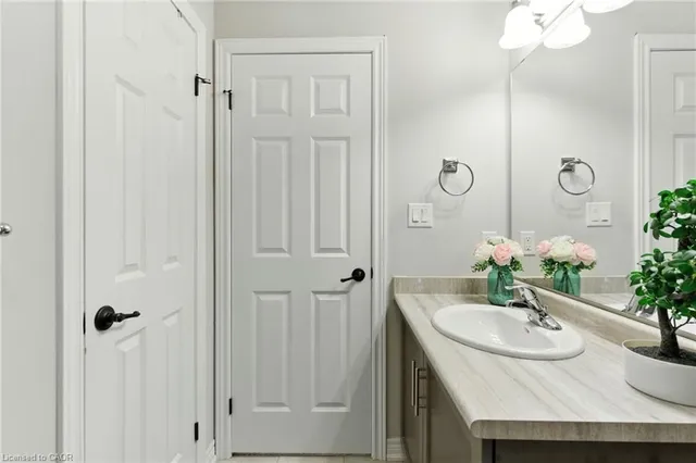 Additional image 27 of 377 Glancaster Rd Unit 24