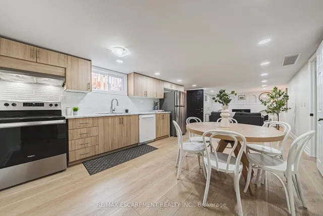 Additional image 23 of 131 Welbourn Dr