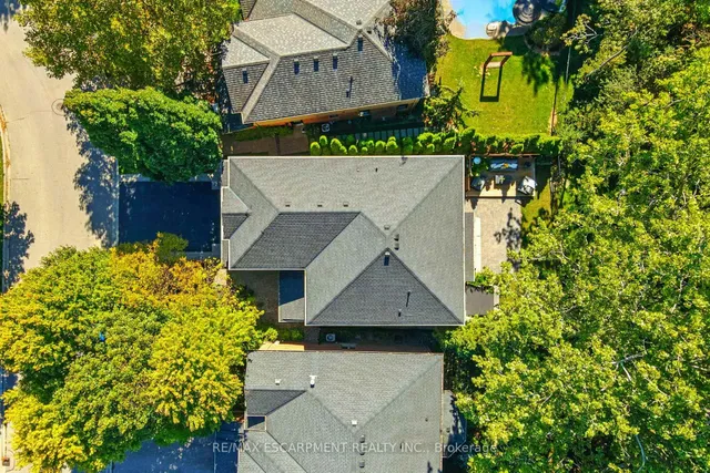 Additional image 47 of 587 Sandcherry Dr