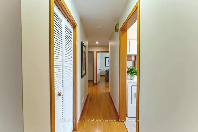 Additional image 16 of 15 Joy Crt