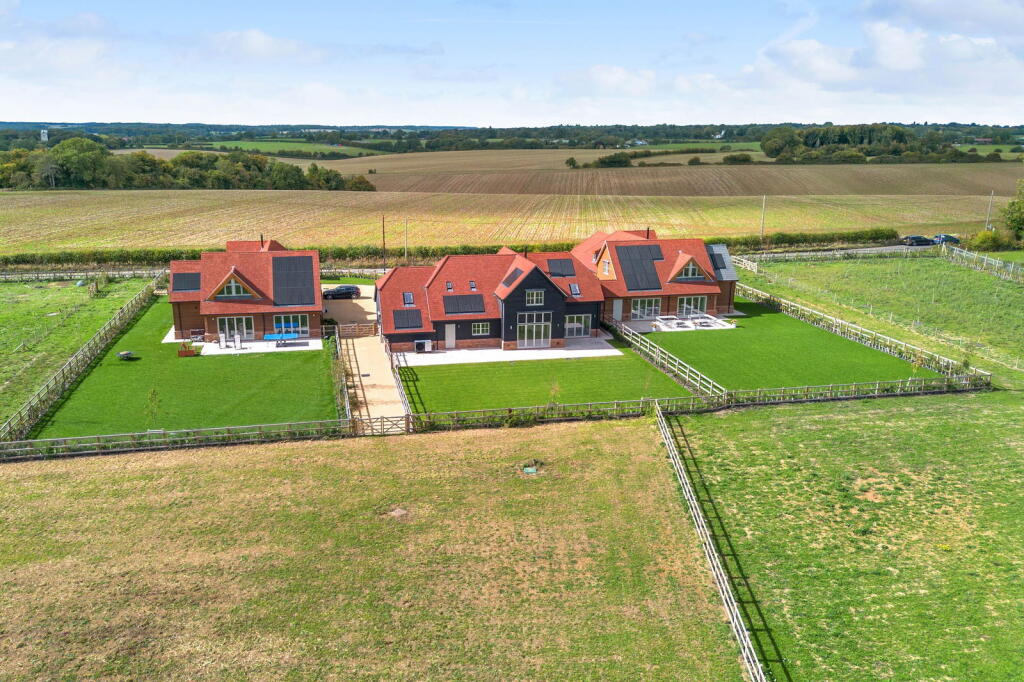 Additional image 46 of Stunning 4 bedroom country home with 4.52 acre paddock