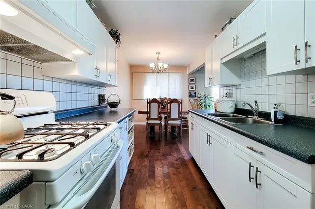 Additional image 18 of 1115 Paramount Dr Unit 88