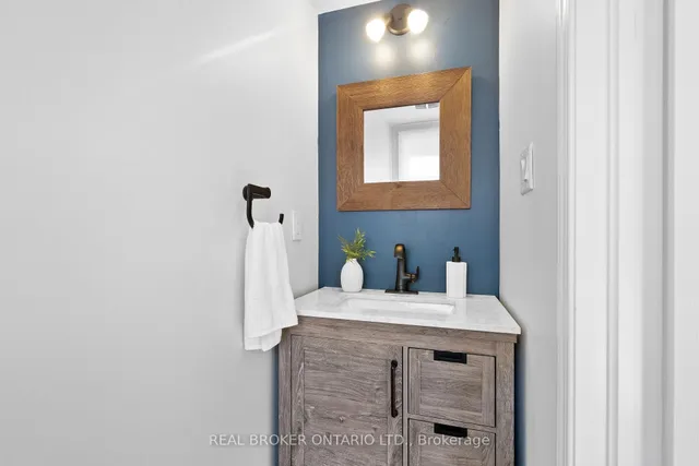 Additional image 17 of 565 Attenborough Terr