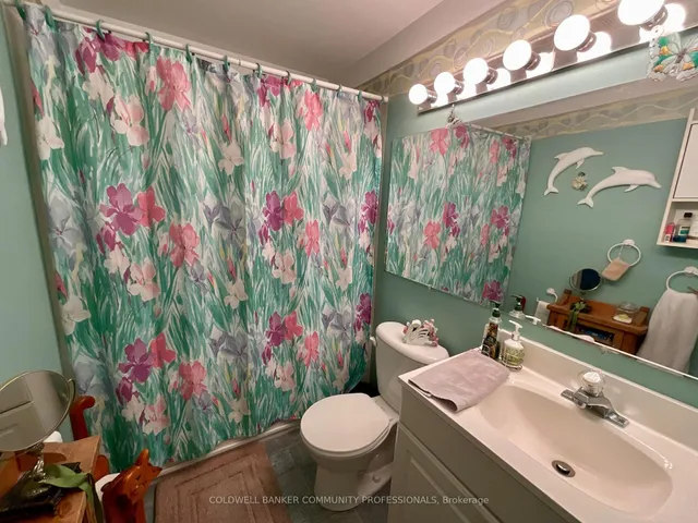 Additional image 6 of 4 Rosanne Cres Unit 4