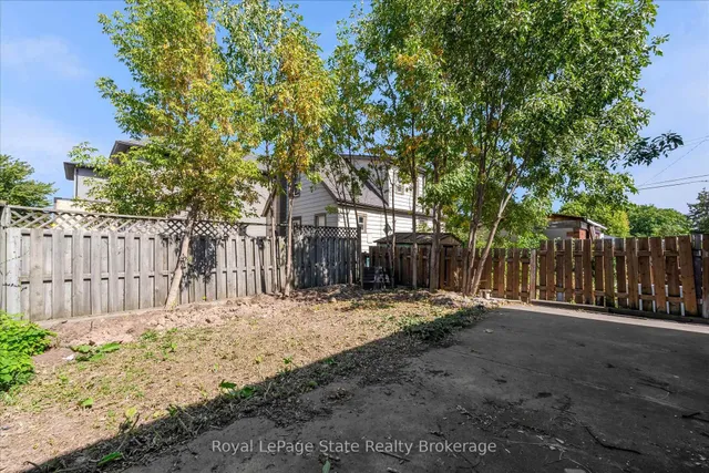 Additional image 32 of 1965 Brampton St