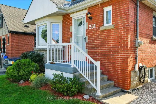 261 East 14th St