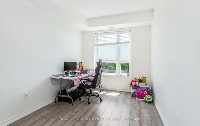 Additional image 24 of 640 Sauve St Unit 313