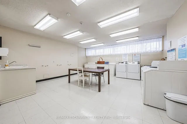 Additional image 26 of 2055 UPPER MIDDLE Rd Unit 1403