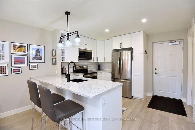 Additional image 17 of 2035 Appleby Line Unit 103