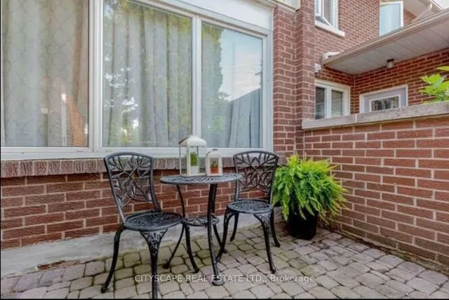 Additional image 4 of 152 Kenwood Ave