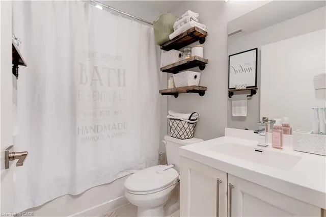 Additional image 14 of 2081 Fairview St Unit 1003