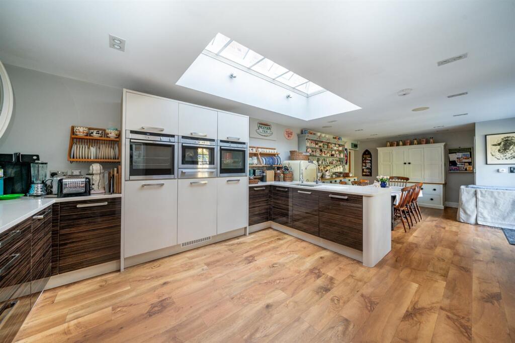 Additional image 40 of Fishpool Street, St. Albans