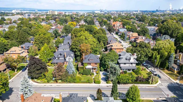 Additional image 45 of 151 Delaware Ave