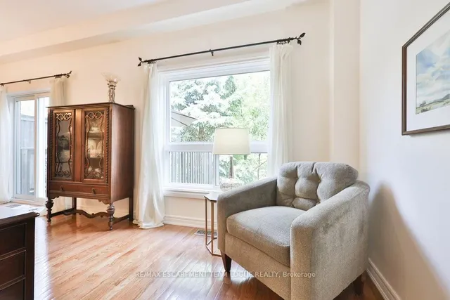 Additional image 11 of 2229 Walkers Line Unit 16