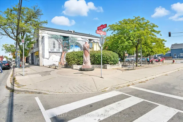 Additional image 41 of 163 Grosvenor Ave