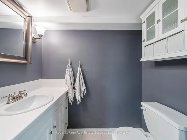 Additional image 33 of 938 King Rd