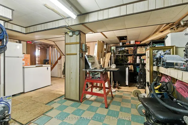 Additional image 39 of 608 Fennell Ave