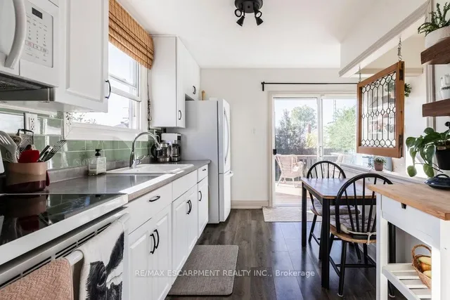 Additional image 6 of 80 East 39th St