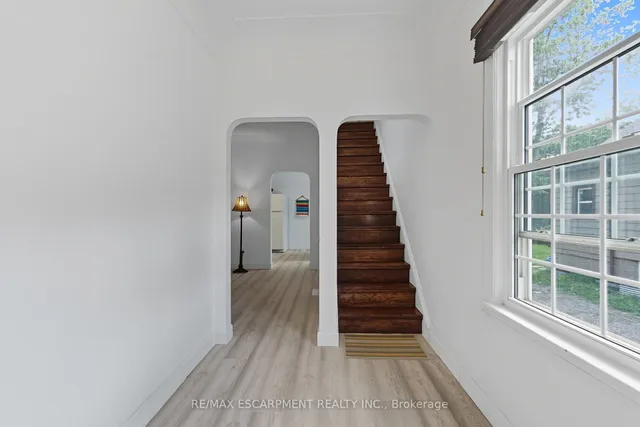 Additional image 5 of 157 East 5th St