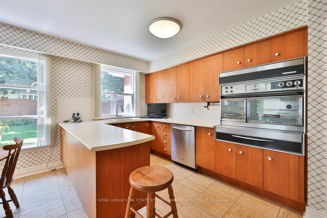 Additional image 16 of 152 Breckondale Crt