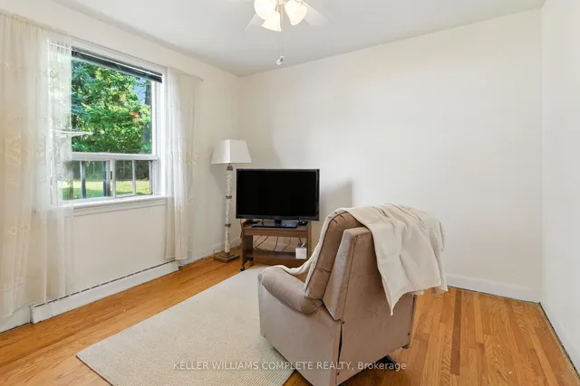 Additional image 22 of 1001 Brucedale Ave