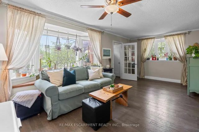 Additional image 7 of 48 Franklin Ave