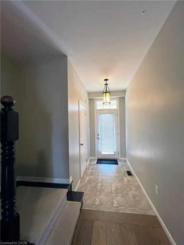 Additional image 6 of 370 Stonehenge Dr Unit 12