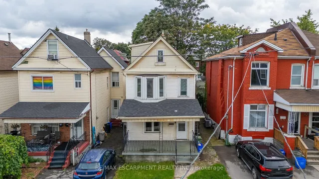 Additional image 35 of 40 Rosemont Ave