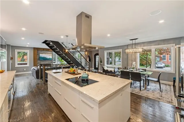 Additional image 10 of 535 Locust St