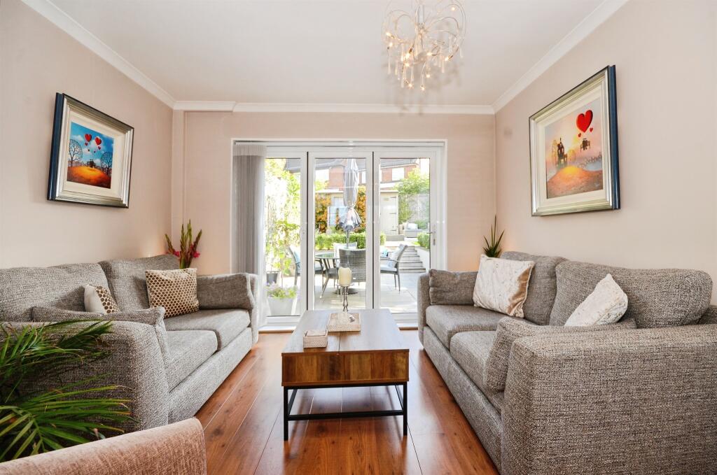 Additional image 3 of Saxon Close, Harpenden