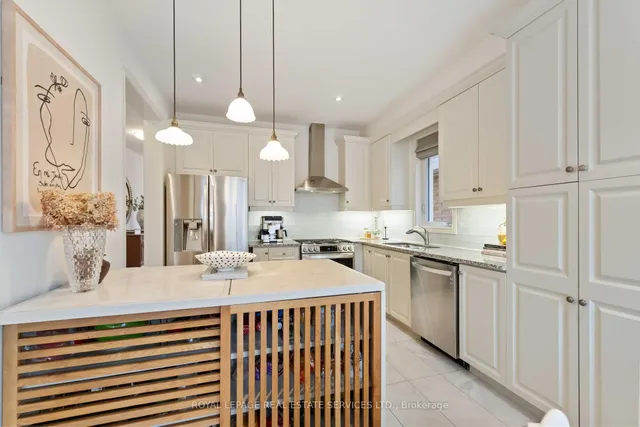 Additional image 15 of 28 Babcock St