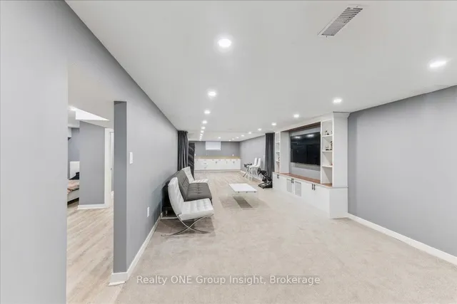 Additional image 27 of 214 Binbrook Rd