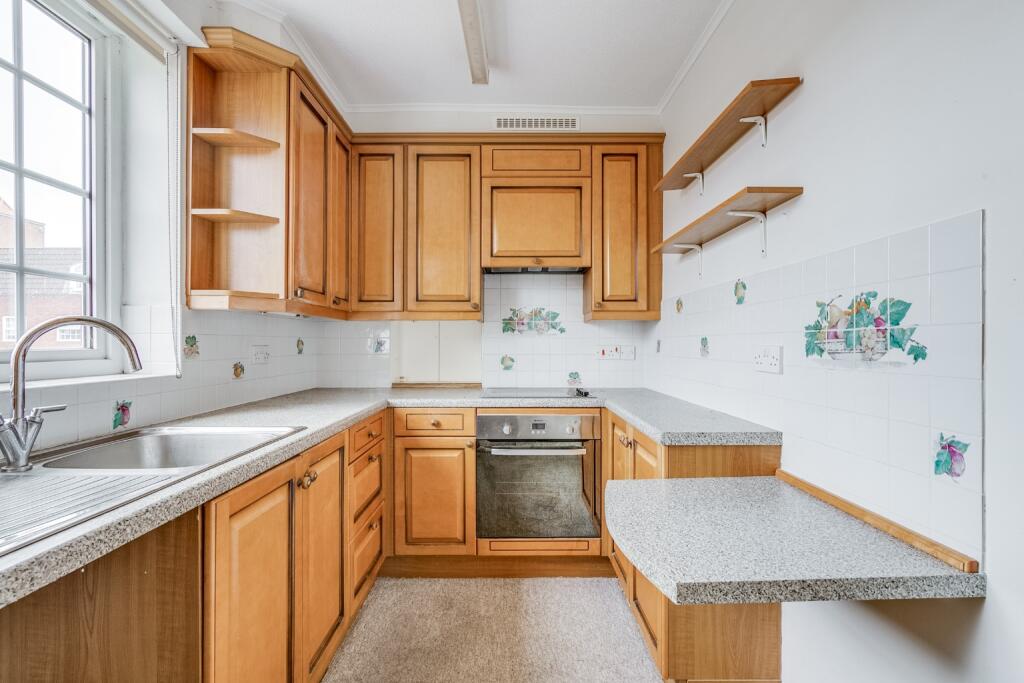 Additional image 26 of Longcroft House, Fretherne Road, Welwyn Garden City, Hertfordshire, AL8 6PZ