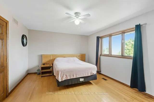 Additional image 22 of 67 Horizon Crt