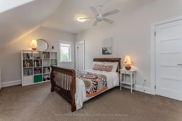 Additional image 38 of 694 Cedar Ave