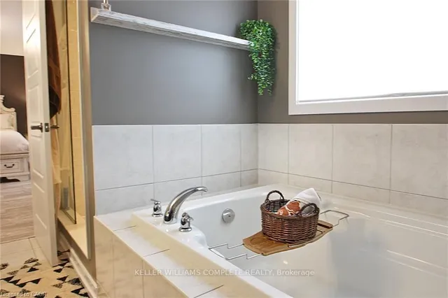 Additional image 19 of 23 SCARLETWOOD St