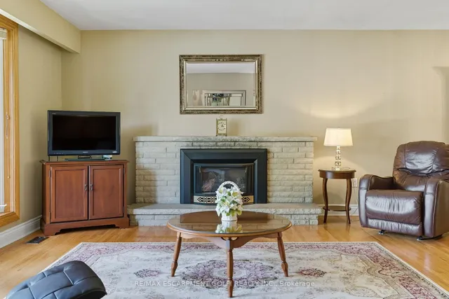 Additional image 8 of 894 Bishop Pl