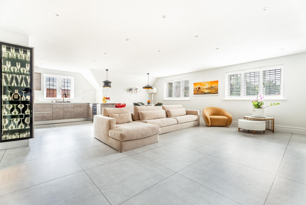 Additional image 4 of Luton Road, Harpenden, Hertfordshire, AL5