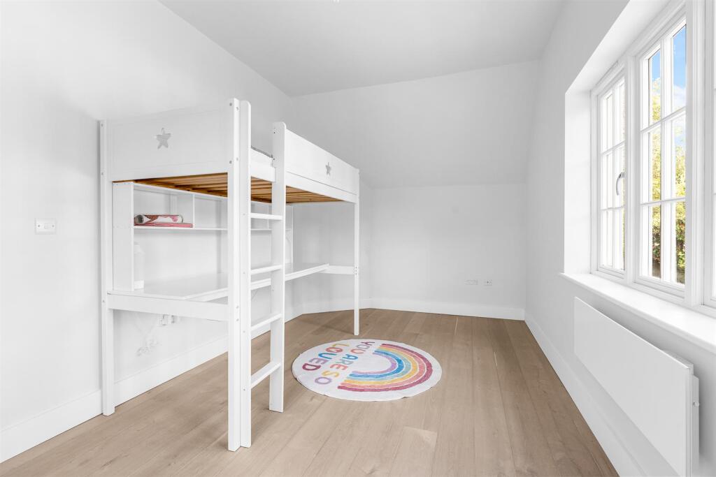 Additional image 13 of Codicote Road, Welwyn