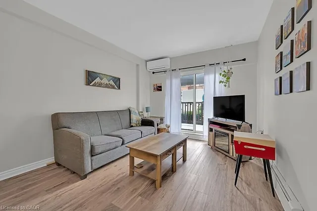 Additional image 8 of 141 Catharine St Unit 102