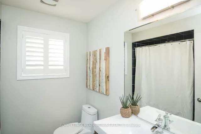 Additional image 23 of 371 Alexander Cres