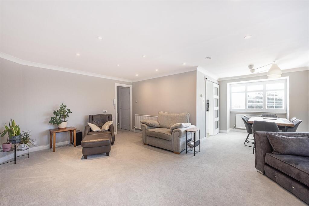 Additional image 5 of Amenbury Court, Harpenden