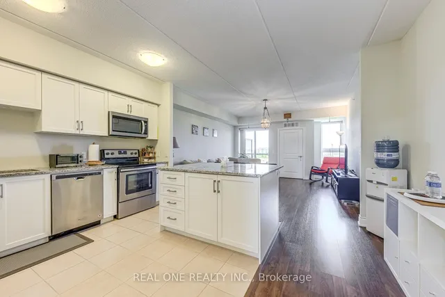 Additional image 7 of 620 SAUVE St Unit 415