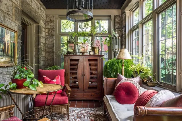 Additional image 17 of 77 Claremont Dr