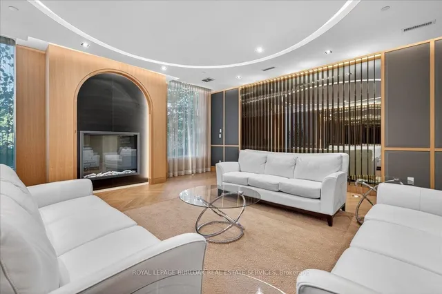 Additional image 37 of 1441 Elgin St Unit 306