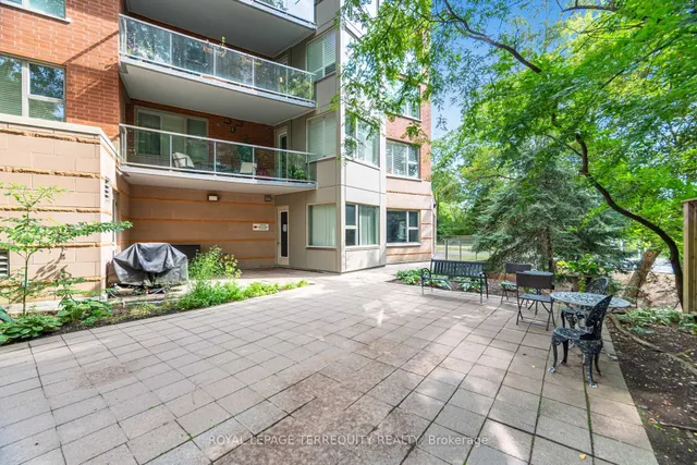 Additional image 42 of 77 GOVERNORS Rd Unit 204