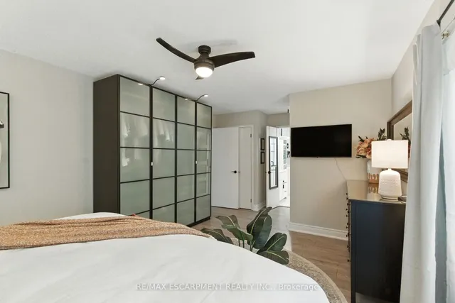 Additional image 30 of 36 Pinecreek Rd