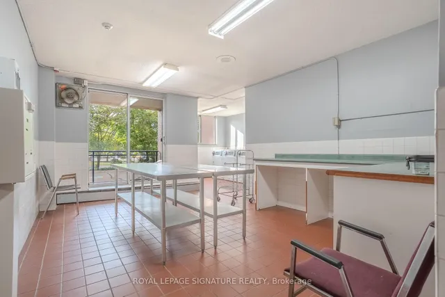 Additional image 13 of 975 Warwick Crt Unit 1608